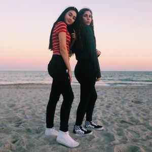 Meet your Posher, Ella